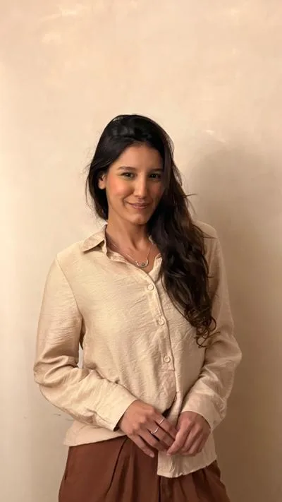 Isabel Terapeuta Espaço Serenity Fortaleza Massagem Relaxante