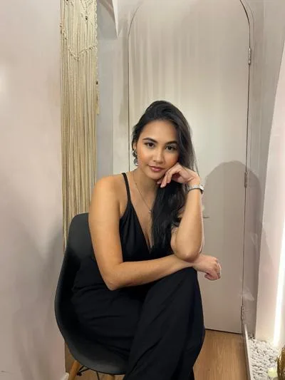 Sabrina Terapeuta Espaço Serenity Fortaleza Massagem Relaxante massagem Fortaleza