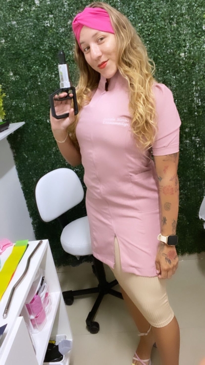 Raquel Massoterapeuta Massagem Fortaleza com Ventosaterapia, Drenagem e Aromaterapia no Montese