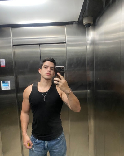 Rodrigo Morais Massagem Relaxante, Tântrica e Nuru na Beira Mar Fortaleza