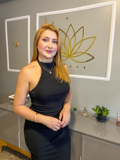 Danyelle Terapeuta Studio Sintonia Massagem Fortaleza com Tântrica Tailandesa e Relaxante na Aldeota
